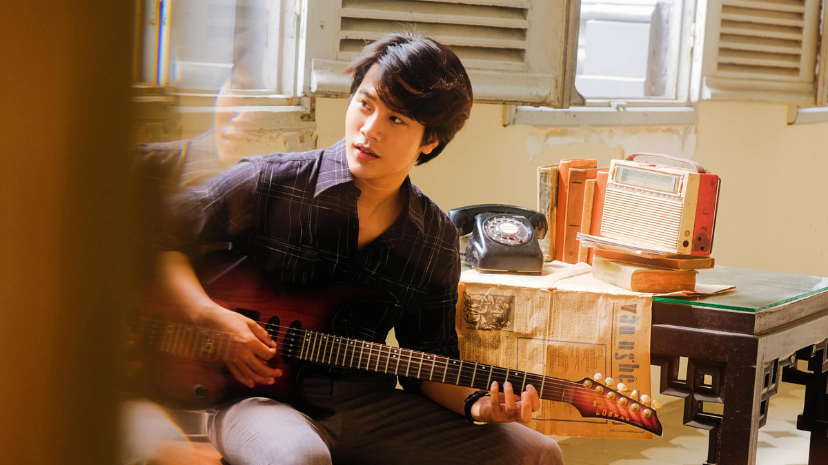 Trần Phong cho biết, bản chất nhân vật Dũng không phải xấu, chẳng qua là do anh quá đào hoà. Mà người như Dũng, công tử nhà giàu lại đẹp trai, không đào hoa thì cũng khó.