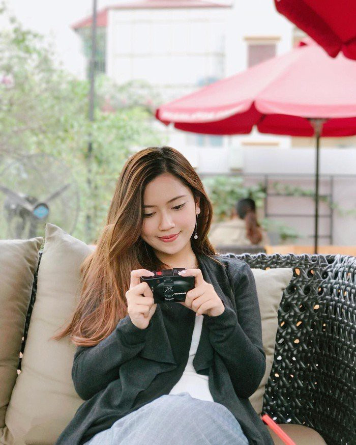 BTV 9X từng chia sẻ, bản thân thích "ở ẩn" nên chưa trải nghiệm vai trò MC. Điều này khiến khán giả tiếc nuối vì mong muốn được thấy Thu Phương cầm mic, tận dụng vẻ ngoài xinh xắn cùng các thế mạnh của mình.