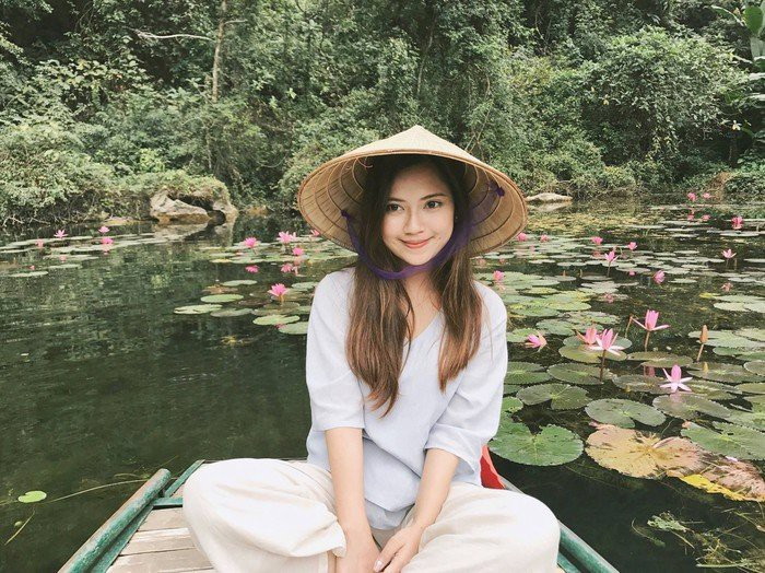 Bên cạnh công việc bận rộn của một BTV, Thu Phương còn làm người mẫu ảnh.