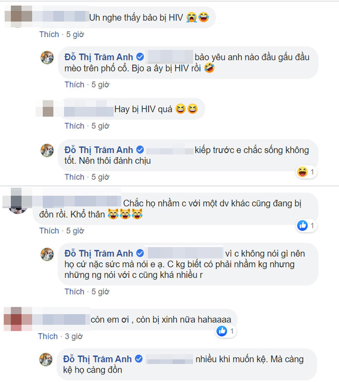 Bên dưới bài viết, nhiều bạn bà vào bình luận an ủi hot girl Thanh Hoá. Chính cô thông tin cho bạn bè biết rằng, gần đây có thông tin cô yêu một anh chàng dân xã hội và hiện anh ta đã bị nhiễm HIV.