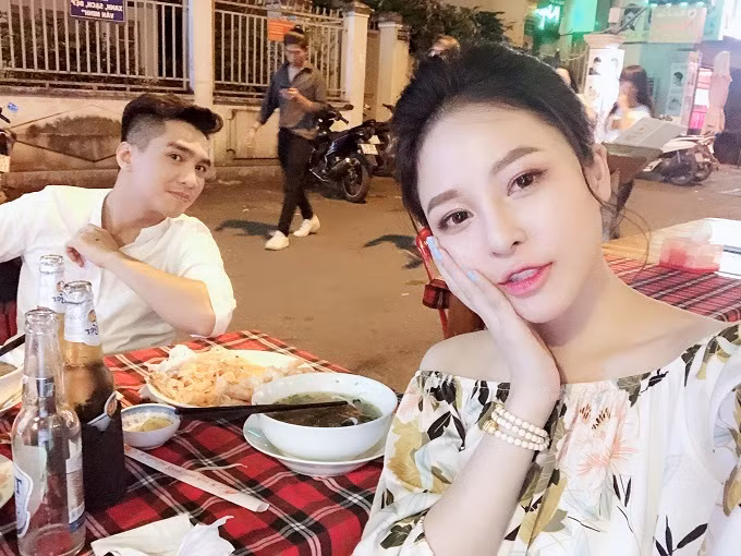 Sau khi chương trình lên sóng, Pew Pew - Trâm Anh được nhiều người yêu mến và hy vọng cả hai sẽ yêu nhau. Thời điểm đó, cặp đôi cũng thường xuyên chụp hình chung.