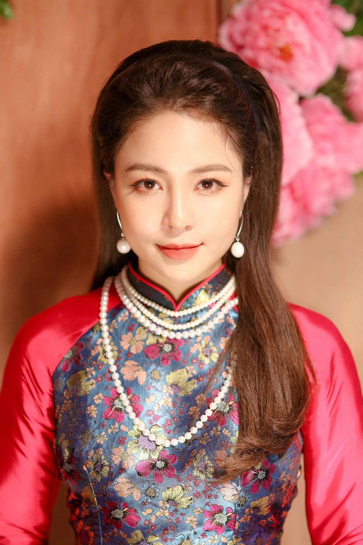 Tháng 4/2019, Trâm Anh bất ngờ lộ clip ân ái với bạn trai cũ. Cô nàng chưa bao giờ lên tiếng về sự việc này. Thế nhưng từ đó, tên tuổi của hot girl cũng bắt đầu "chìm" dần.