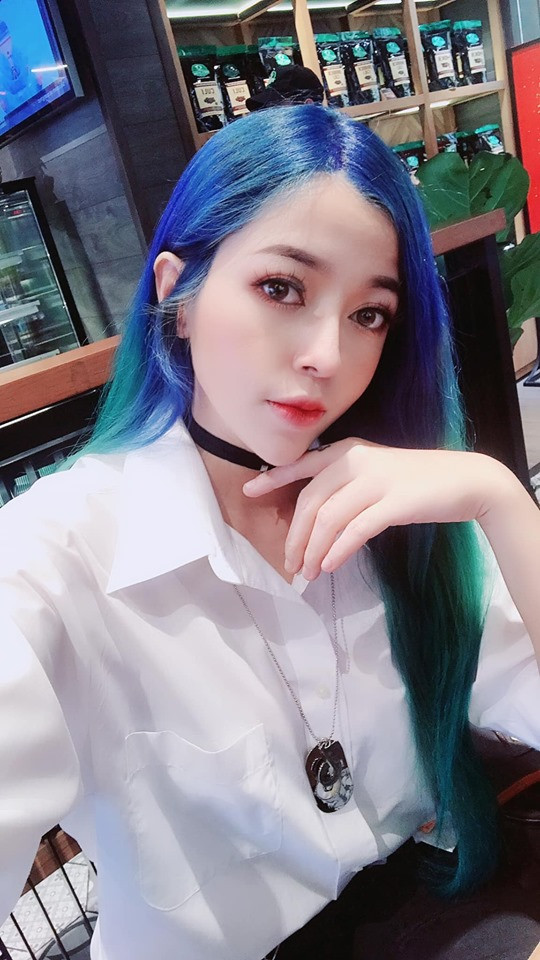 Linh Barbie dù vẫn còn xa lạ đối với giới trẻ Việt, thế nhưng tên tuổi của hot girl này lại được hầu hết cộng đồng Tik Tok biết đến. Thậm chí, nhiều người còn cảm thấy việc cô nàng đạt được lượng follow khủng khá điều dễ đoán trước.