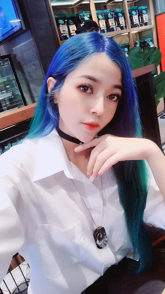 Linh Barbie dù vẫn còn xa lạ đối với giới trẻ Việt, thế nhưng tên tuổi của hot girl này lại được hầu hết cộng đồng Tik Tok biết đến. Thậm chí, nhiều người còn cảm thấy việc cô nàng đạt được lượng follow khủng khá điều dễ đoán trước.