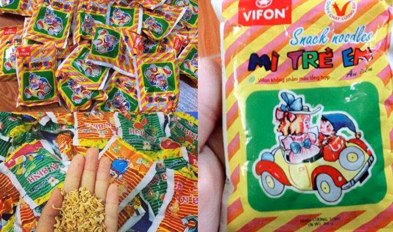 Mì tôm trẻ em dù chỉ bé tí bằng lòng bàn tay nhưng thời ấy rất được đám trẻ con yêu thích.