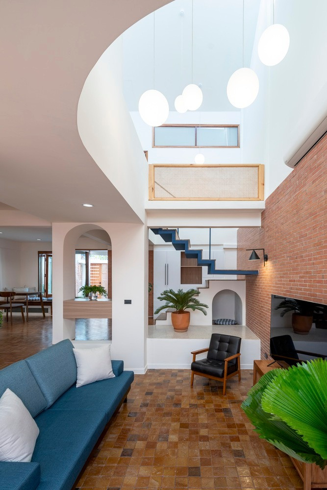 Có thể thấy, đây là một không gian khá mở, tận dụng được tối đa ánh sáng tự nhiên từ bên ngoài.