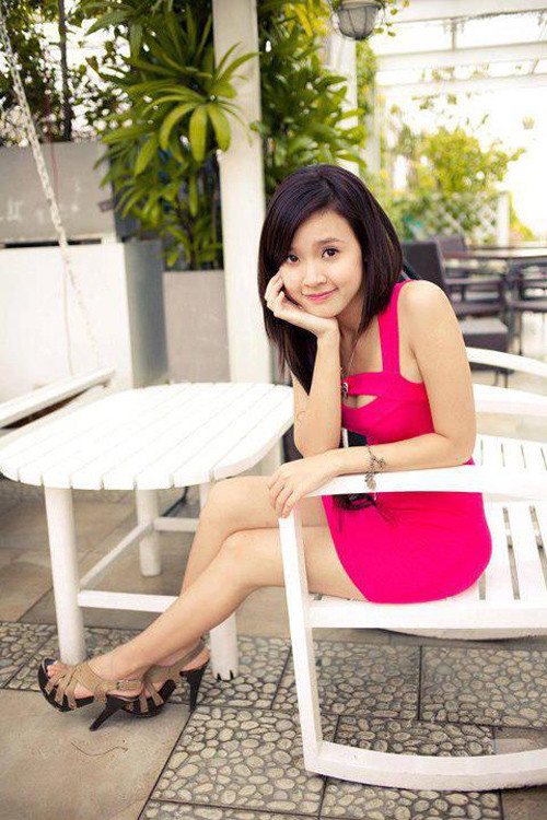 Top hot girl Việt chân ngắn nhưng quyến rũ mê hồn - Hình 7 Top hot girl Viet chan ngan nhung quyen ru me hon-Hinh-7