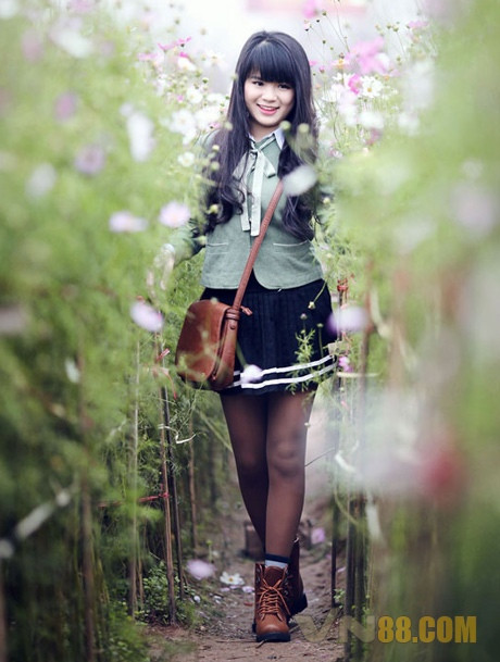 Top hot girl Việt chân ngắn nhưng quyến rũ mê hồn - Hình 14 Top hot girl Viet chan ngan nhung quyen ru me hon-Hinh-14