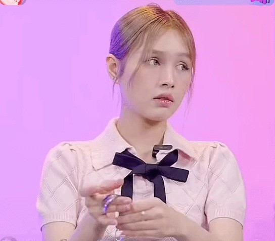 Dù sau đó, Xemesis đã follow lại vợ, thế nhưng nhiều fan của cô nàng vẫn “đứng ngồi không yên”, bày tỏ sự lo lắng, tò mò không biết chuyện gì đang xảy ra với Xoài Non và Xemesis.