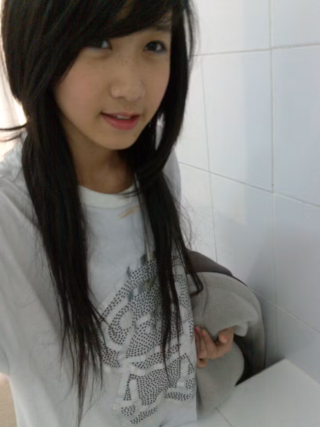 Tại thời điểm tham gia Miss Teen, Kiều Ly đang là học sinh lớp 11 Pháp trường Lômônôxốp.