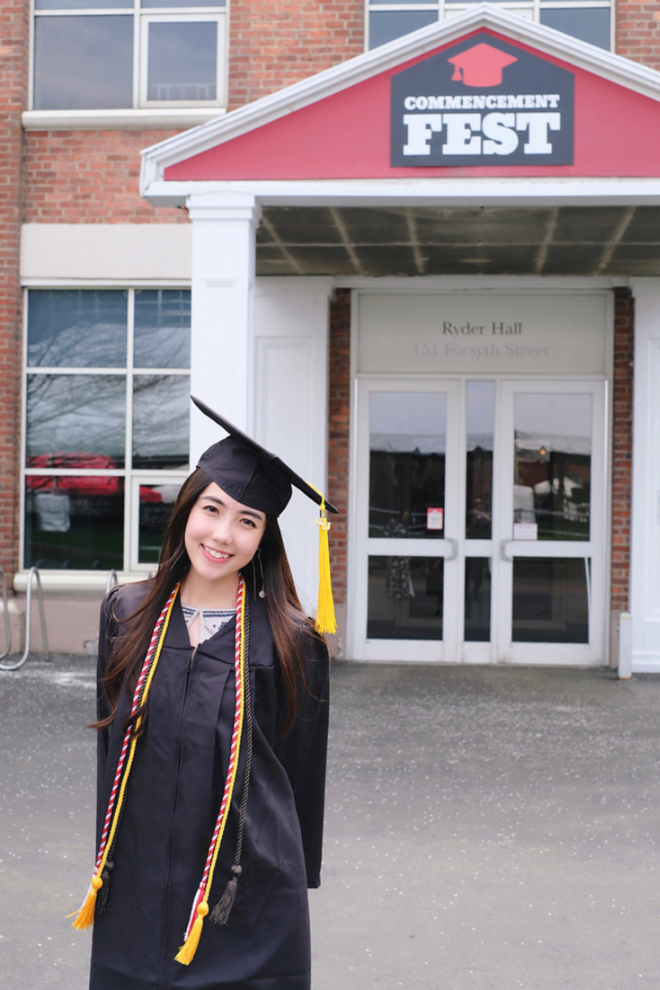 Mie Nguyễn (tên thật Nguyễn Hoàng My) bắt đầu trở nên nổi tiếng khi đăng quang Ngôi sao thời trang cùng Kelbin Lei.