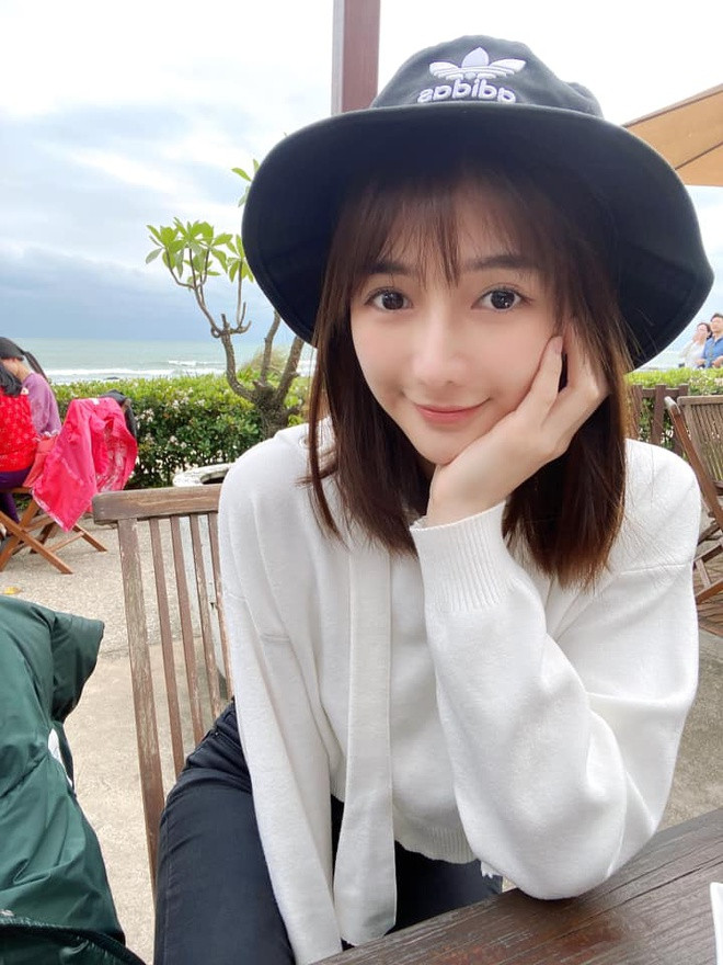 Với lượt theo dõi trên mạng xã hội lớn, cô nàng còn làm KOL cho các nhãn hàng.