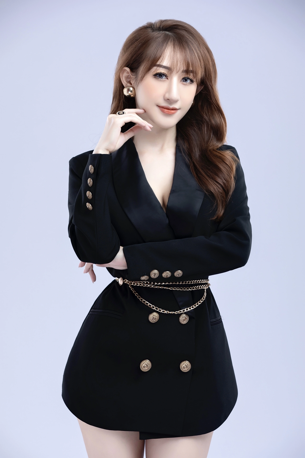 Nhìn sự năng động và tự tin của Tiên ở hiện tại, ít ai nghĩ rằng thời sinh viên, cô từng bị chê cười vì nói ngoại ngữ kém.