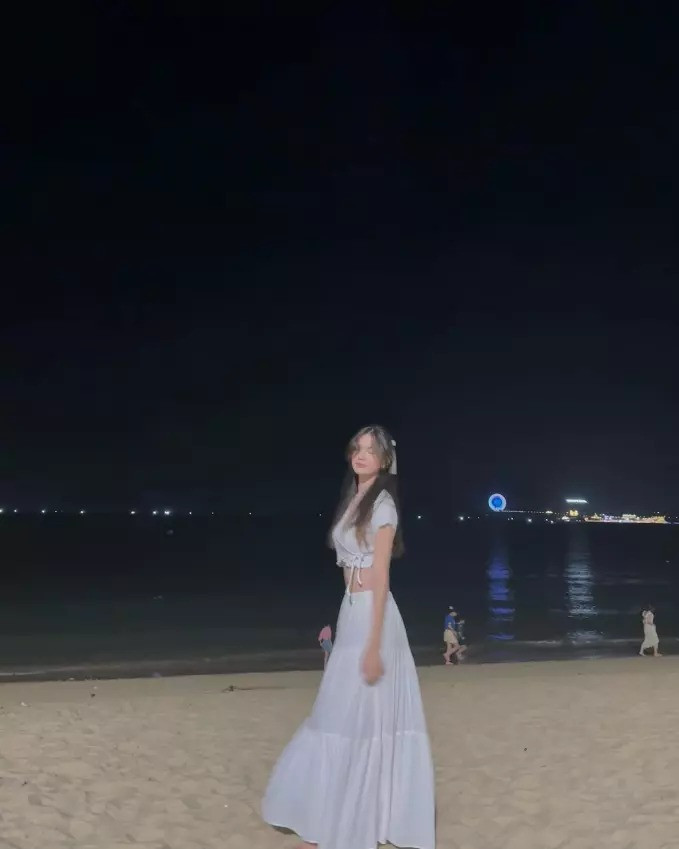 Cô nàng là Đặng Thanh Giang, vừa mới 17 tuổi.