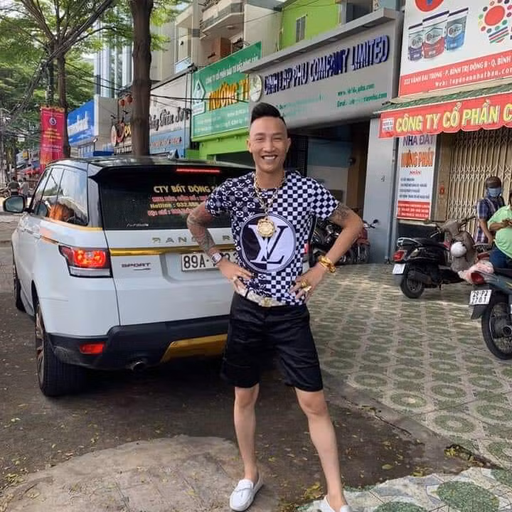 Huấn còn gieo những suy nghĩ lệch lạc rằng ma túy là loại chất kích thích giúp con người trở nên thông minh hơn, minh mẫn hơn.