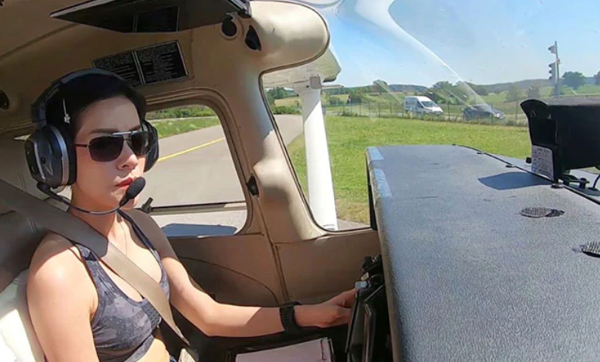 Theo thông cáo, tước hiệu, quân hàm và toàn bộ huân chương của Hoàng quý phi Thái Lan - bà Sineenat Bilaskalayani, kể cả danh xưng "Chao Khun Phra" cao quý đã bị hủy bỏ do "bất trung với nhà vua" và “chống lại việc bổ nhiệm Hoàng hậu (Suthida)... vì tham vọng cá nhân". Ảnh: Getty.