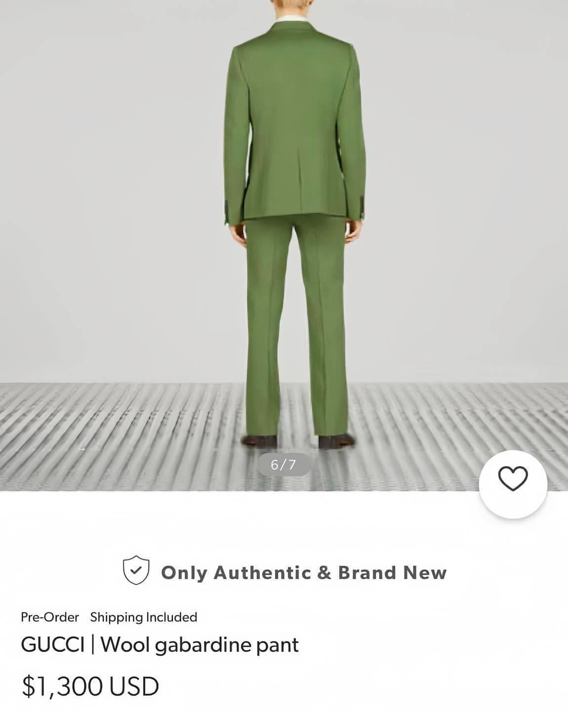 Set trang phục với màu xanh olive của Gucci là sắc chủ đạo, được lăng xê nhiệt tình trong mùa mốt Thu/Đông 2024.