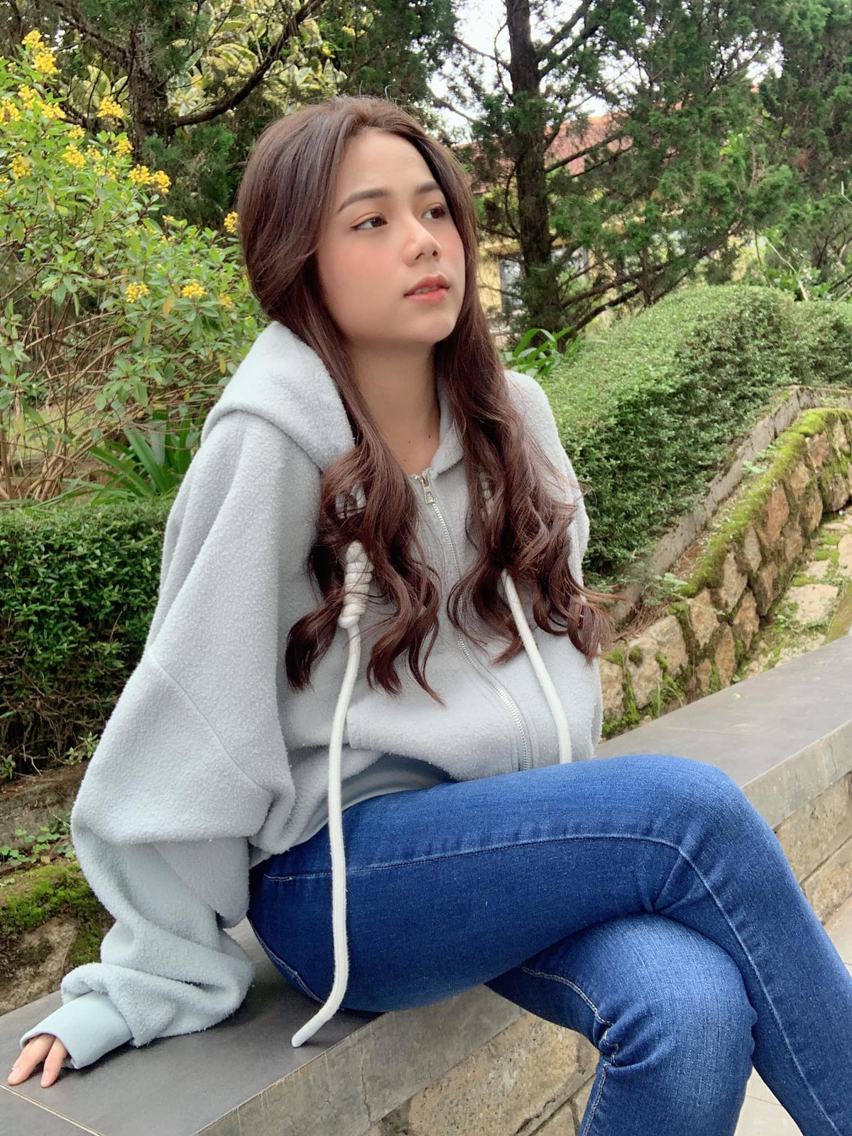 Trang cá nhân của cô nàng hiện sở hữu gần 17.000 lượt theo dõi.