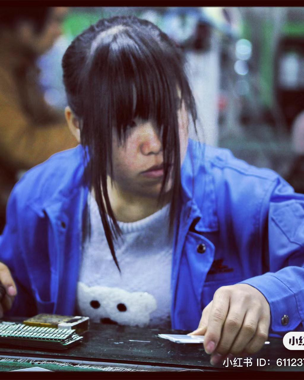 Kiểu tóc này... có vẻ tính ứng dụng không được tốt cho lắm.