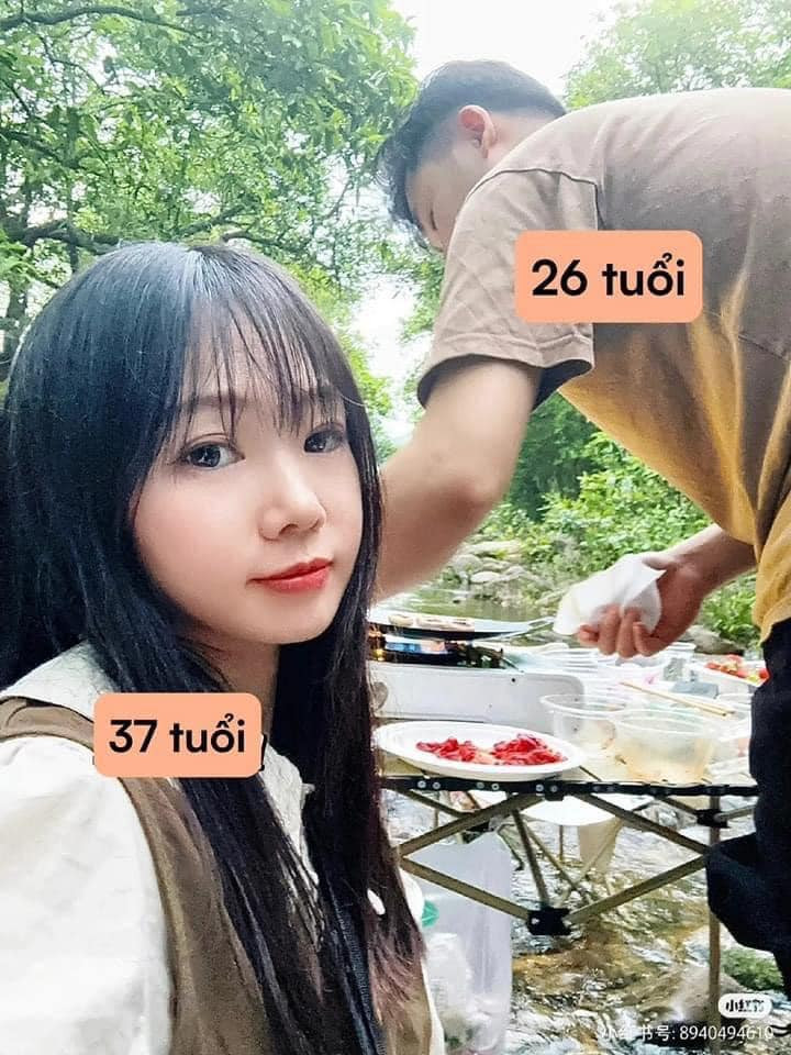 37 tuổi những vẫn được làm công chúa của anh chồng 26 tuổi.