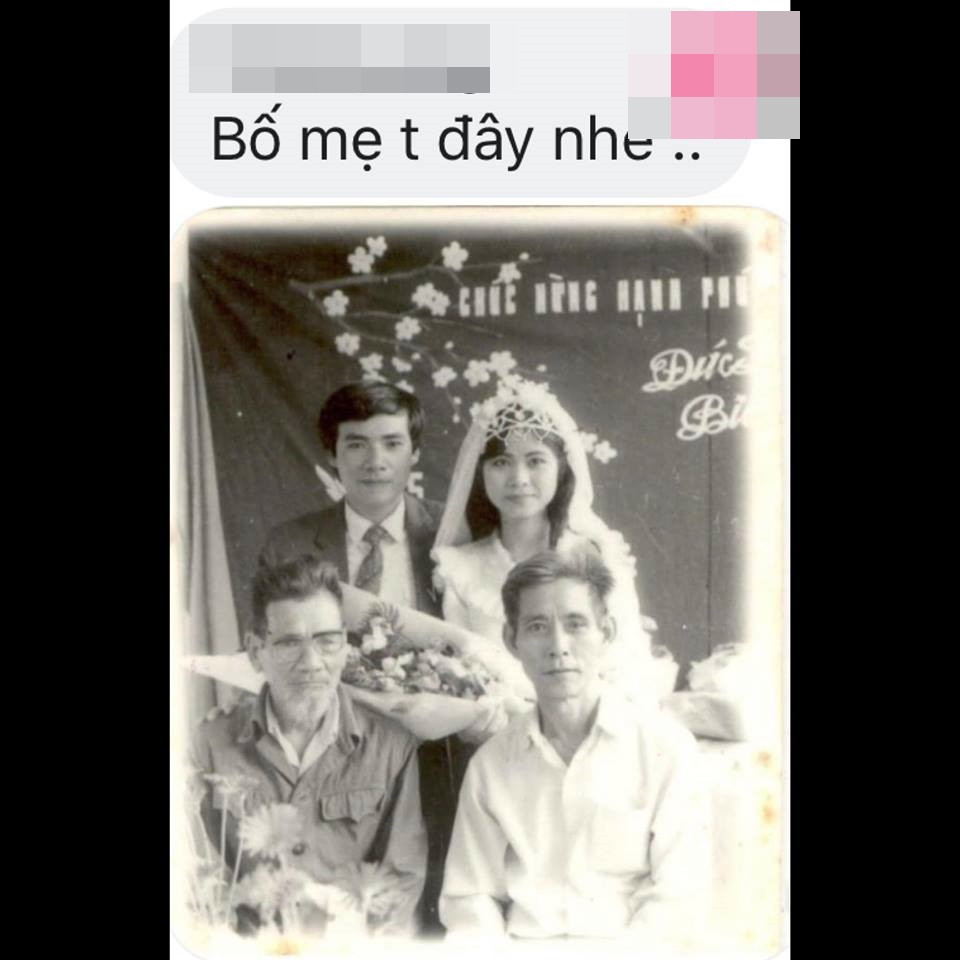Ngắm những bức ảnh bố mẹ được chia sẻ, dân mạng không ngớt lời khen ngợi vẻ đẹp rất riêng của mỗi người.