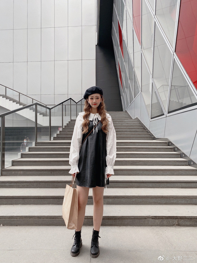 Tuy nhiên, sau đó cô nàng phát hiện ra rằng cách giảm cân như vậy khiến sức khoẻ đi xuống lại không thể giảm cân lâu dài. Tiểu Dã bắt đầu tìm hiểu những phương pháp khác khoa học hơn.