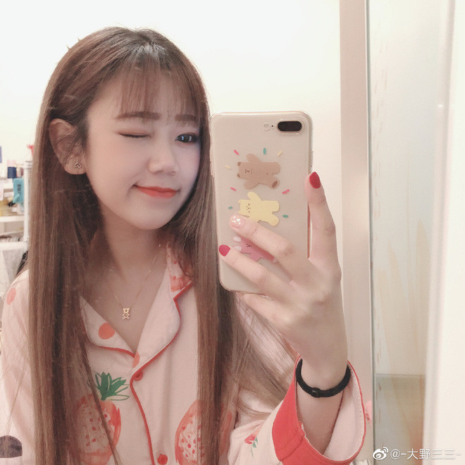 &#x8;Tiểu Dã là minh chứng rõ rệt nhất cho việc con gái giảm cân auto xinh đẹp mà chẳng cần dao kéo.