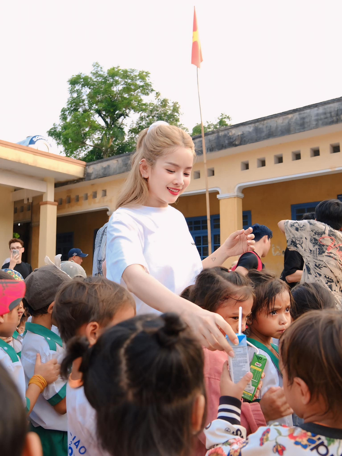 Cô nàng sở hữu tài năng chơi nhạc ấn tượng cùng ngoại hình xinh đẹp, phong cách cá tính, quyến rũ. Chính điều này đã giúp nữ DJ ghi điểm tuyệt đối trong lòng người hâm mộ.