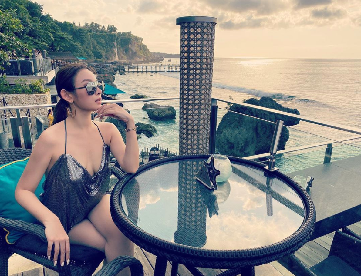 Soi qua Valentine cua Huyen Baby ai cung khong khoi choang nang