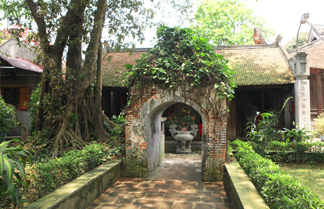 Am Mỵ Nương được cho rằng sẽ đem tới tình yêu đẹp bởi truyền thuyết về Mỵ Châu - Trọng Thuỷ được lưu truyền nhiều đời nay.