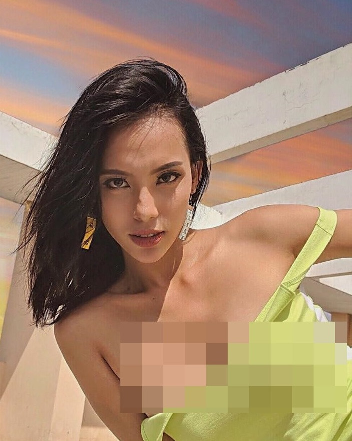 Trên trang cá nhân, Quỳnh Laze được nhiều dân mạng khen ngợi thân hình gợi cảm và làn da nâu khoẻ khoắn.