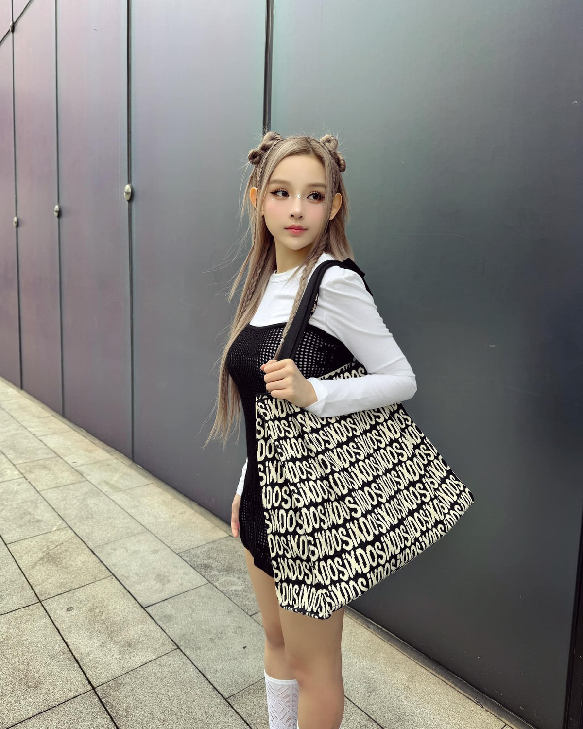 Huyền Baby hiện có cuộc sống hôn nhân viên mãn, cô thường xuyên có những chuyến du lịch cá nhân, mua sắm đồ hiệu sang chảnh.