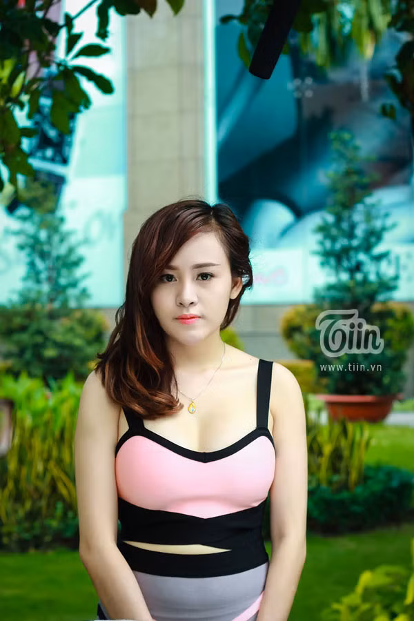 Dễ nhận thấy, Bà Tưng trông "phát tướng" hơn trước khá nhiều.