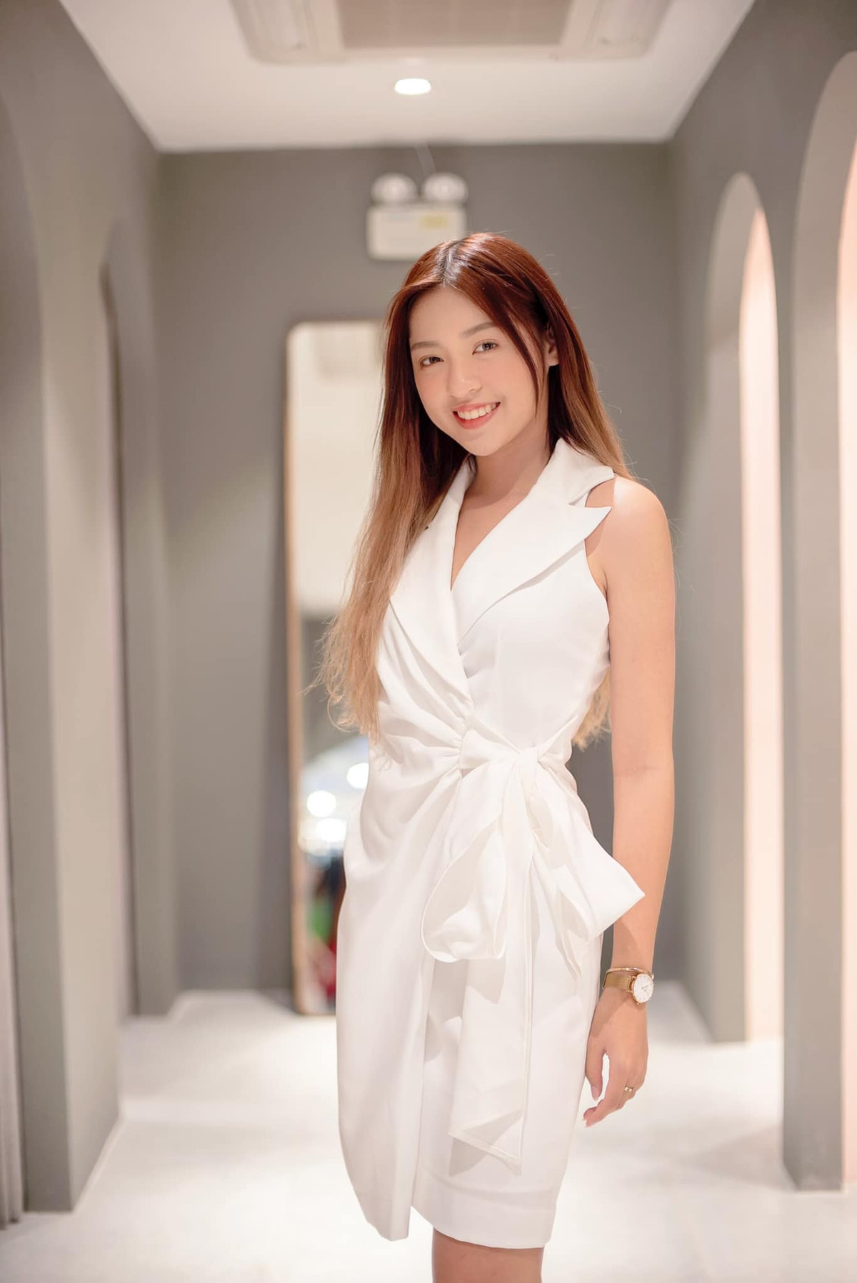 Bất ngờ nổi tiếng trên mạng xã hội nhờ những clip "thả thính" cực ngọt nhưng hot girl "bắp cần bơ" liên tục gặp phải những rắc rối do chính cô nàng gây ra. Thời gian gần đây, Thanh Tâm nhiều lần vạ miệng khiến dân mạng ngán ngẩm.