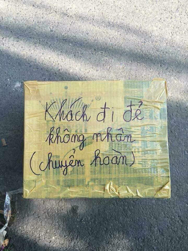 Đi đẻ nên không nhận hàng được, lý do nghe vô lý nhưng rất thuyết phục, không ai có thể trách được.