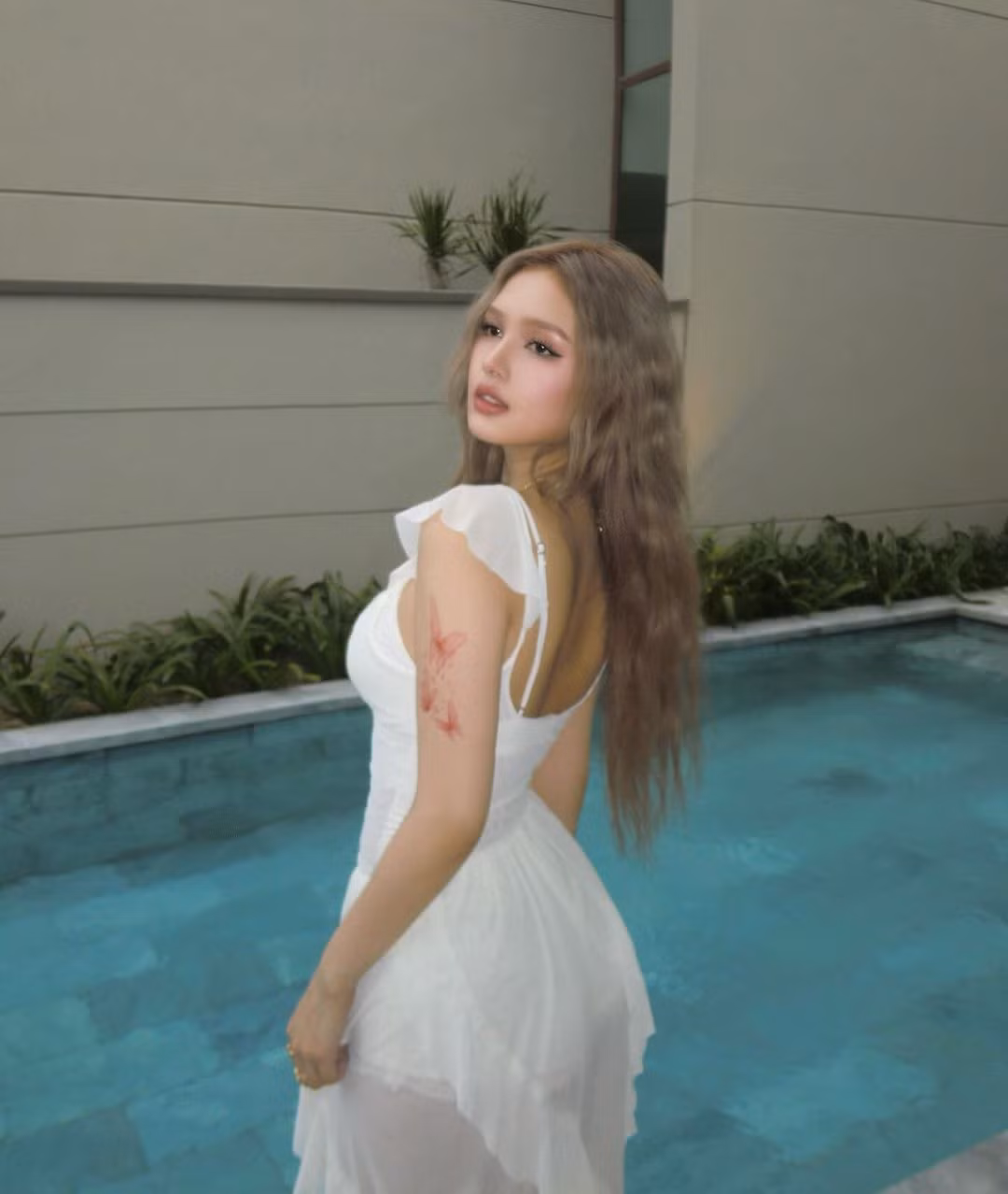 Sau khi kết hôn với "streamer giàu nhất Việt Nam" Xemesis, cuộc sống và hình ảnh của cô nàng càng được quan tâm nhiều hơn.