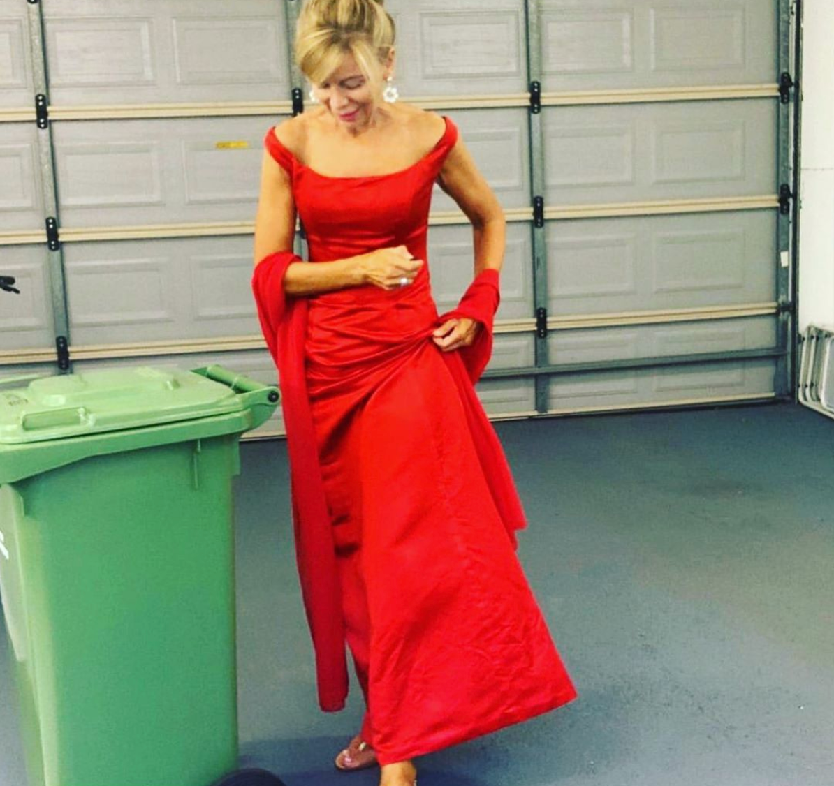 Trên mạng xã hội Instagram, chỉ sau ít giờ xuất hiện, trào lưu đã thu hút gần 3000 người từ khắp nơi trên thế giới tham gia.