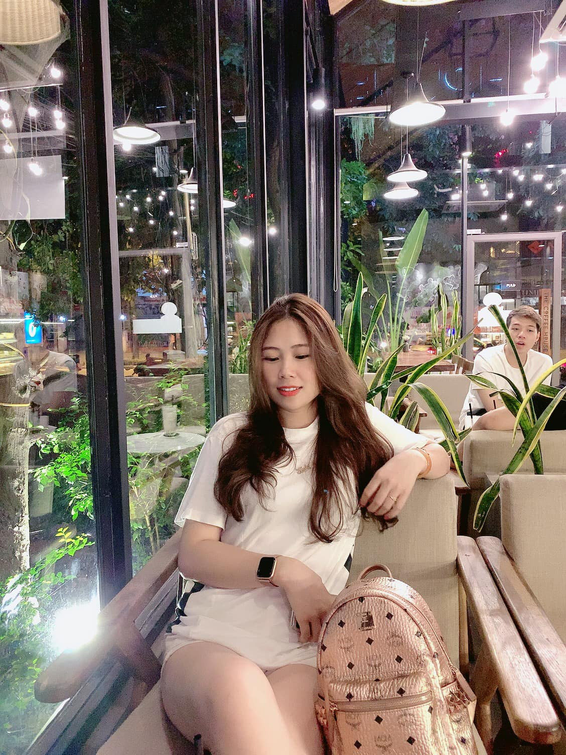 Nếu như các nàng WAGs khác thường xuyên bị dính "phốt", tố hám fame thì Trang Heo chưa một lần mất điểm trong mắt người hâm mộ.