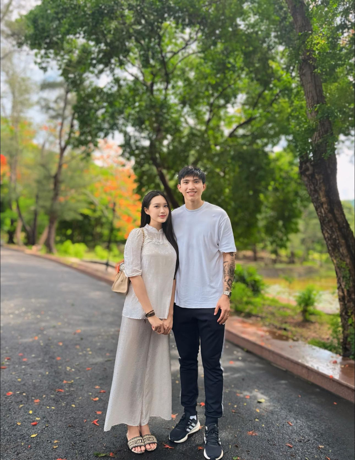 Nhiều người bày tỏ sự ngạc nhiên khi vóc dáng cô nàng có thể "hồi" nhanh đến như vậy.