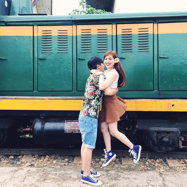 Nhấc bổng cũng từng là trào lưu khiến dân cô đơn "lực bất tòng tâm".