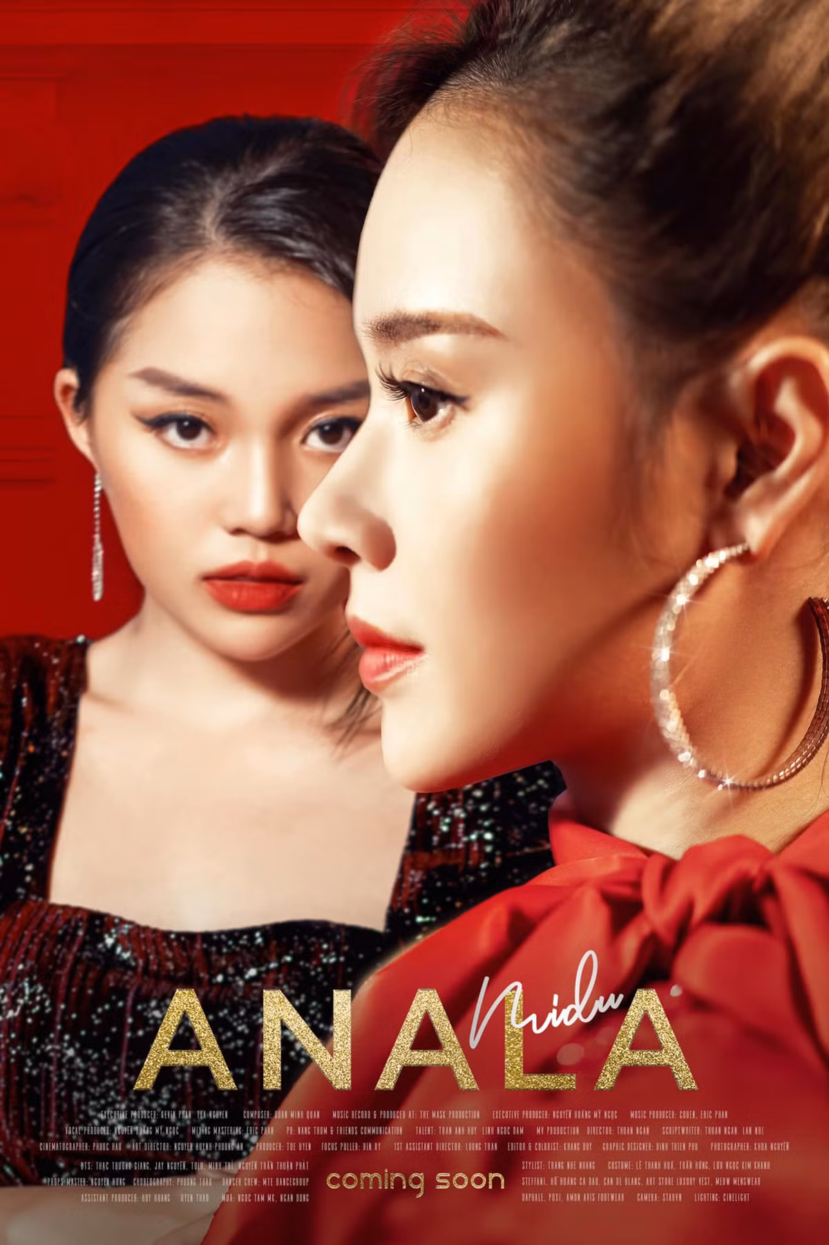 Cụ thể, một tài khoản trên mạng xã hội kể câu chuyện về Linh Ngọc Đàm đã tâm sự với Midu rằng bạn diễn nam đã có những hành động không phù hợp khiến nữ streamer không cảm thấy thoải mái. Một mặt, Midu an ủi, vỗ về cô nàng, mặt khác lại kể cho nhiều người nghe.