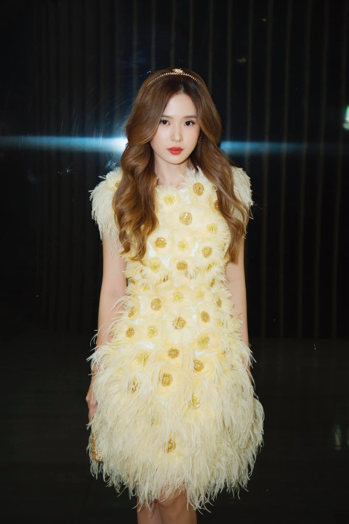 Nổi tiếng từ lâu, Midu luôn gây ấn tượng bởi vẻ đẹp thánh thiện, tính tình nhẹ nhàng và đời tư sạch sẽ scandal. Ngay cả khi chia tay Phan Thành vì nghi án người thứ 3, cô nàng cũng chưa từng nặng lời tố tình cũ hay lên tiếng giải thích trên mạng xã hội.