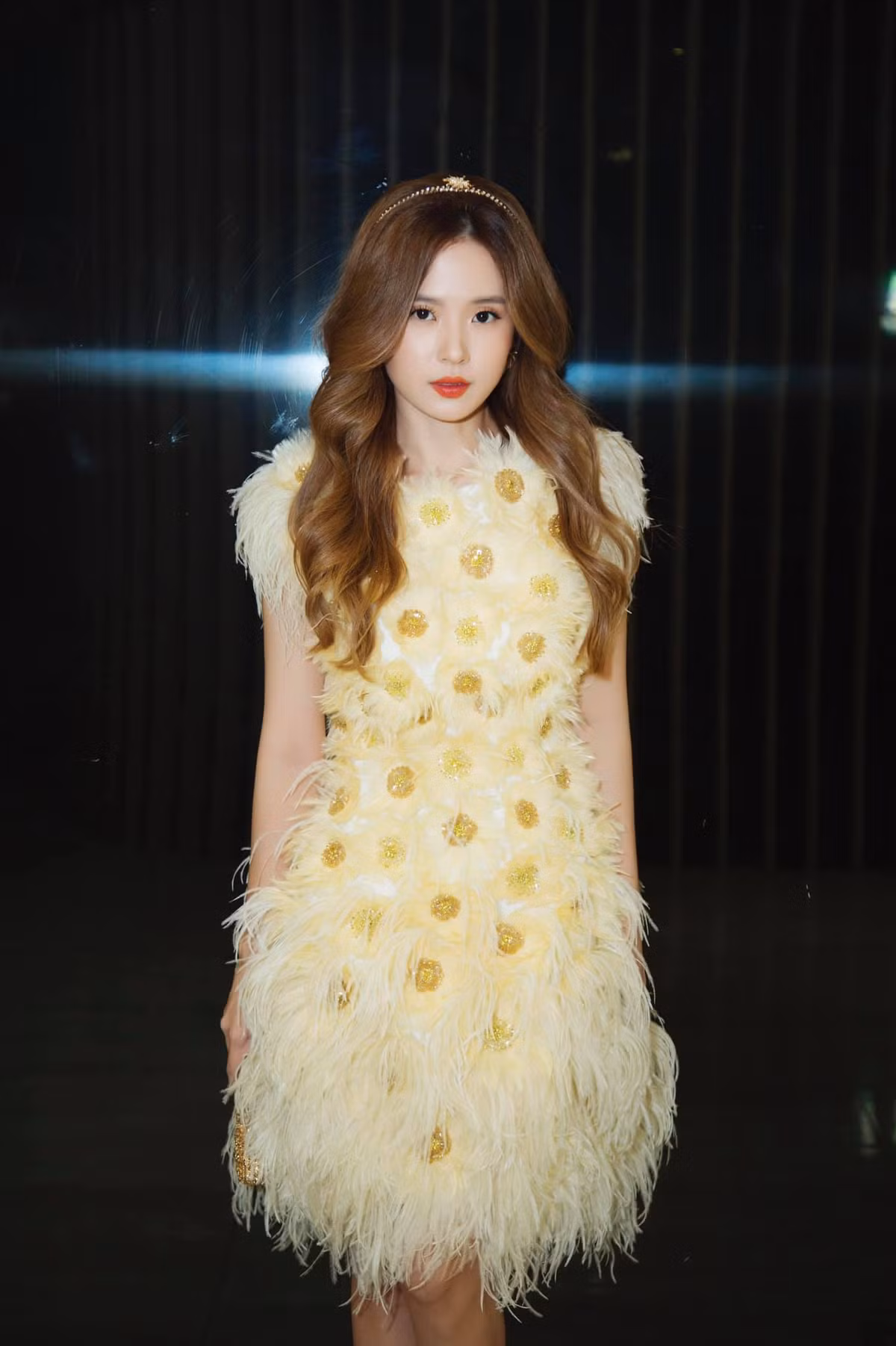 Nổi tiếng từ lâu, Midu luôn gây ấn tượng bởi vẻ đẹp thánh thiện, tính tình nhẹ nhàng và đời tư sạch sẽ scandal. Ngay cả khi chia tay Phan Thành vì nghi án người thứ 3, cô nàng cũng chưa từng nặng lời tố tình cũ hay lên tiếng giải thích trên mạng xã hội.