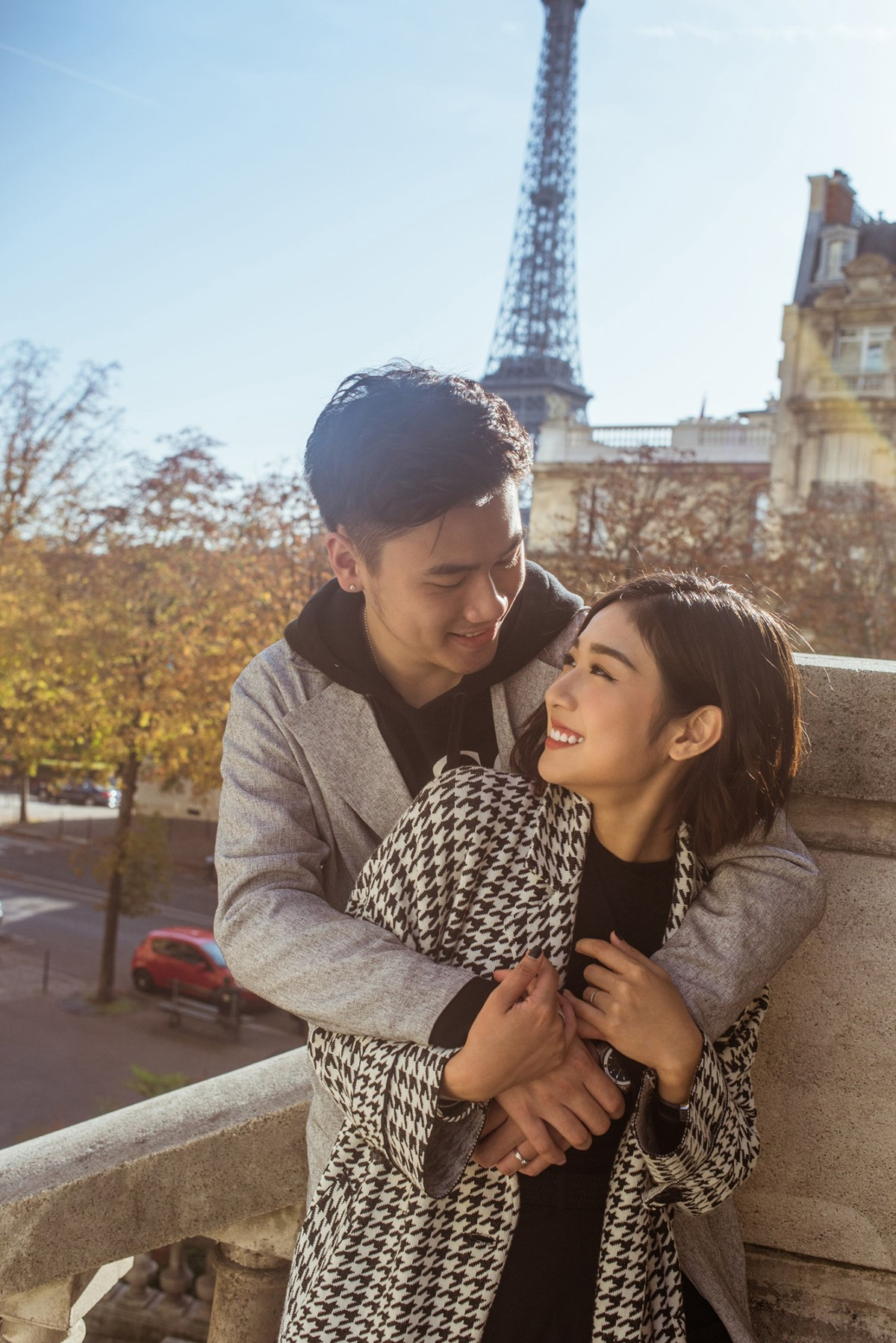 Kỉ niệm 4 năm ngày cưới hot family Trang Lou chơi lớn với quà khủng Ki niem 4 nam ngay cuoi hot family Trang Lou choi lon voi qua khung