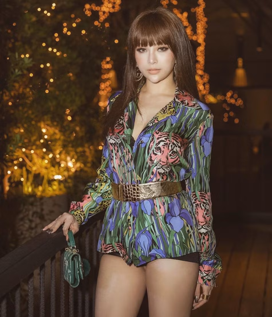 Đúng là muốn đẹp như Huyền Baby thì điều kiện tiên quyết là phải có kinh tế vững chãi. Thế nhưng phụ nữ ai chả muốn đẹp, đầu tư vào bản thân là đầu tư thông minh và không bao giờ sợ lỗ.