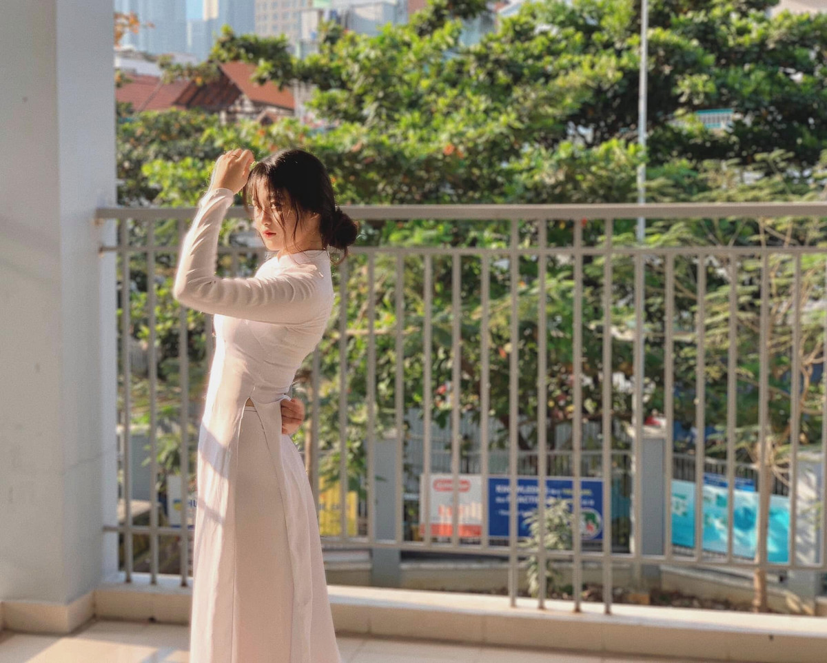 Được gia đình khuyên nhủ cùng mong muốn thay đổi bản thân, cô nàng quyết tâm giảm cân để sở hữu ngoại hình xinh đẹp hơn.