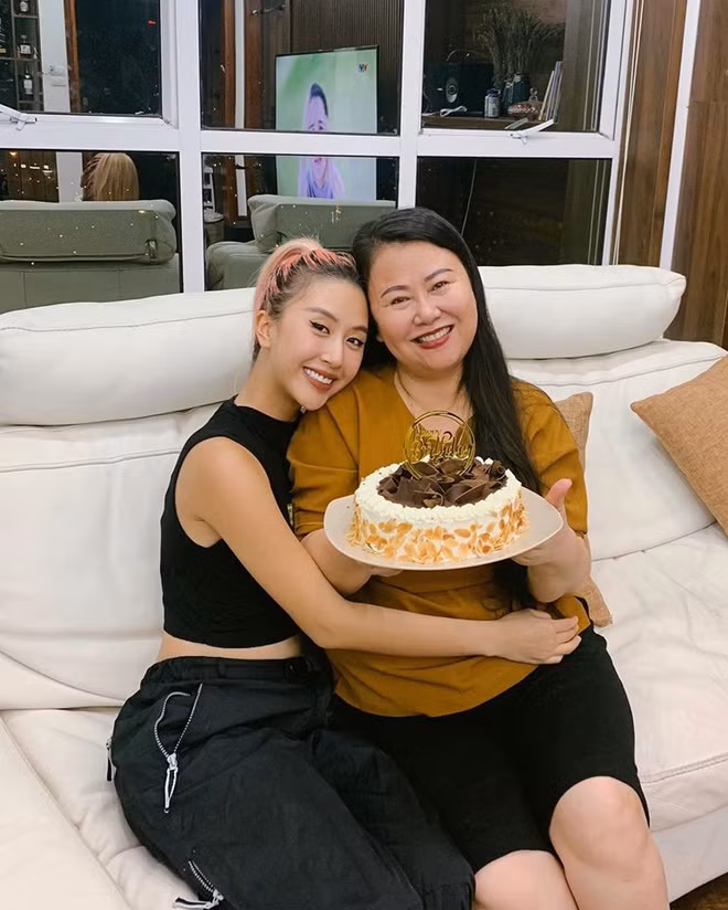 Hoi hot girl Viet yeu bep, quyet tam thanh master chef sau ky nghi dich