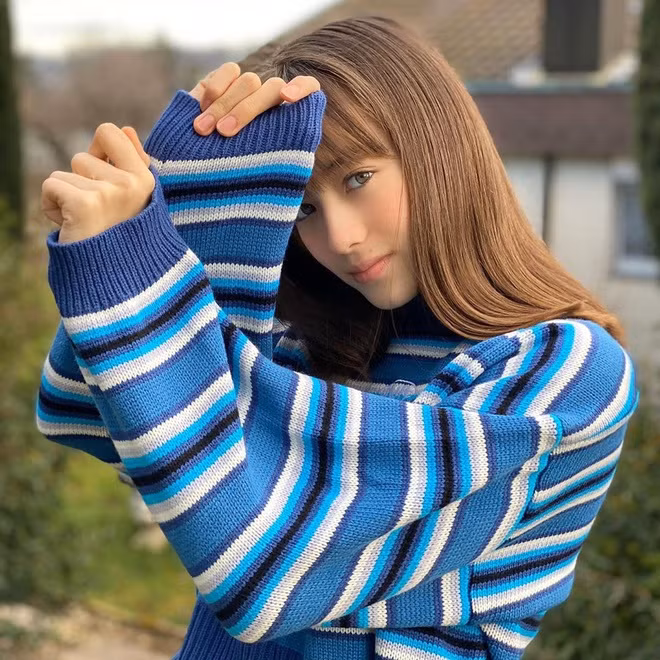 Cách tạo dáng của hot girl 14 tuổi được các nhiếp ảnh gia đánh giá cao bởi sự đa dạng, cô nàng cũng không ngần ngại thử sức với nhiều phong cách thời trang khác nhau.