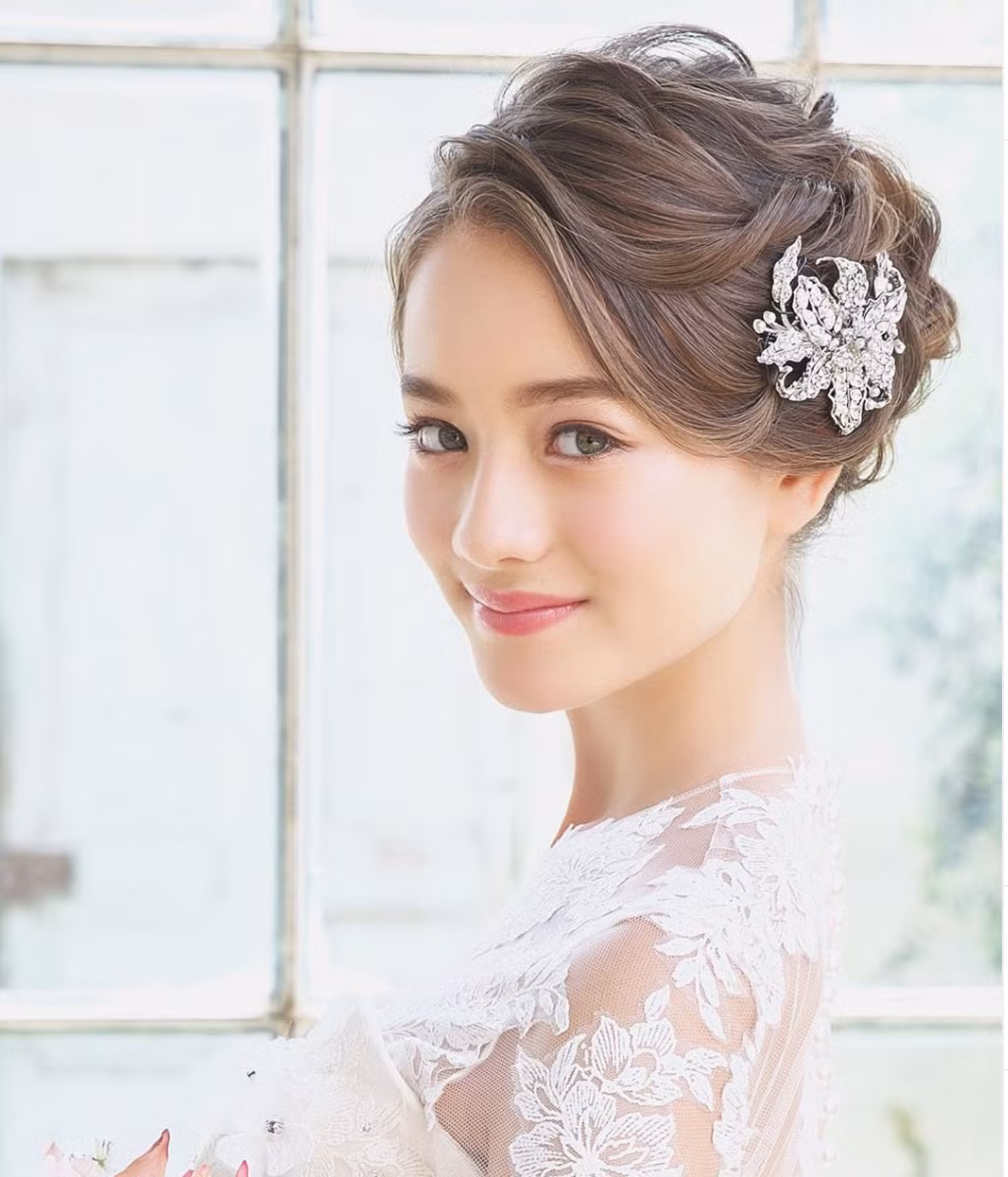 Vẫn đang ở tuổi dậy thì nhưng Sakura đã cao 1m65 nhưng chỉ nặng 44kg khiến thân hình cô nàng trông khá mảnh khảnh, mang dáng dấp của một siêu mẫu trong tương lai. Với lợi thế về ngoại hình thì đây là điều mà hot girl hoàn toàn có thể thực hiện được.