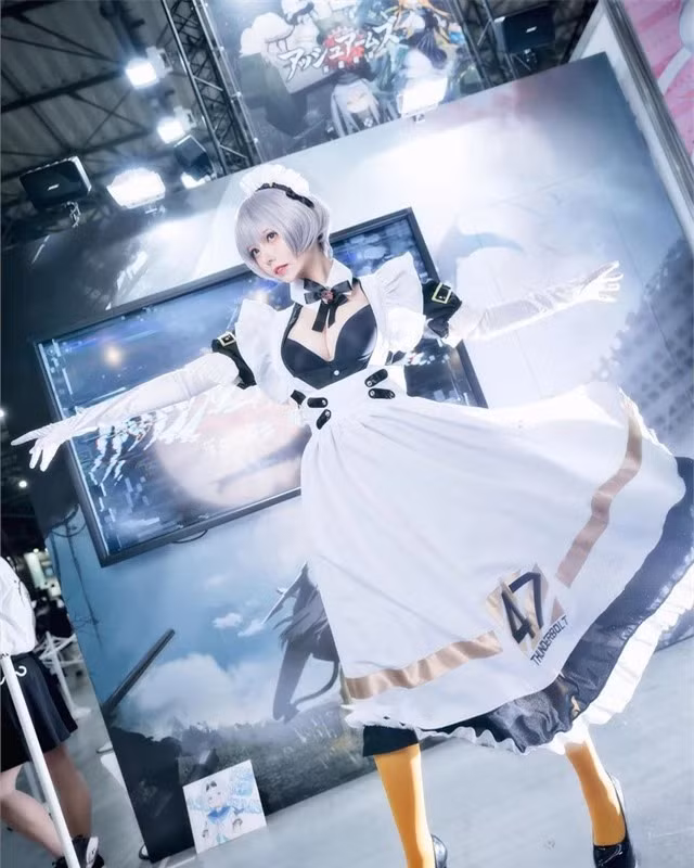 Sở hữu body bốc lửa cũng là một ưu điểm giúp Takomayuyi thể hiện sức hút của mình trong mỗi lần cosplay, cô nàng này biết được thế mạnh về ngoại hình của mình nên đã định sẵn phong cách hóa thân thành những nhân vật có sự quyến rũ, sexy.